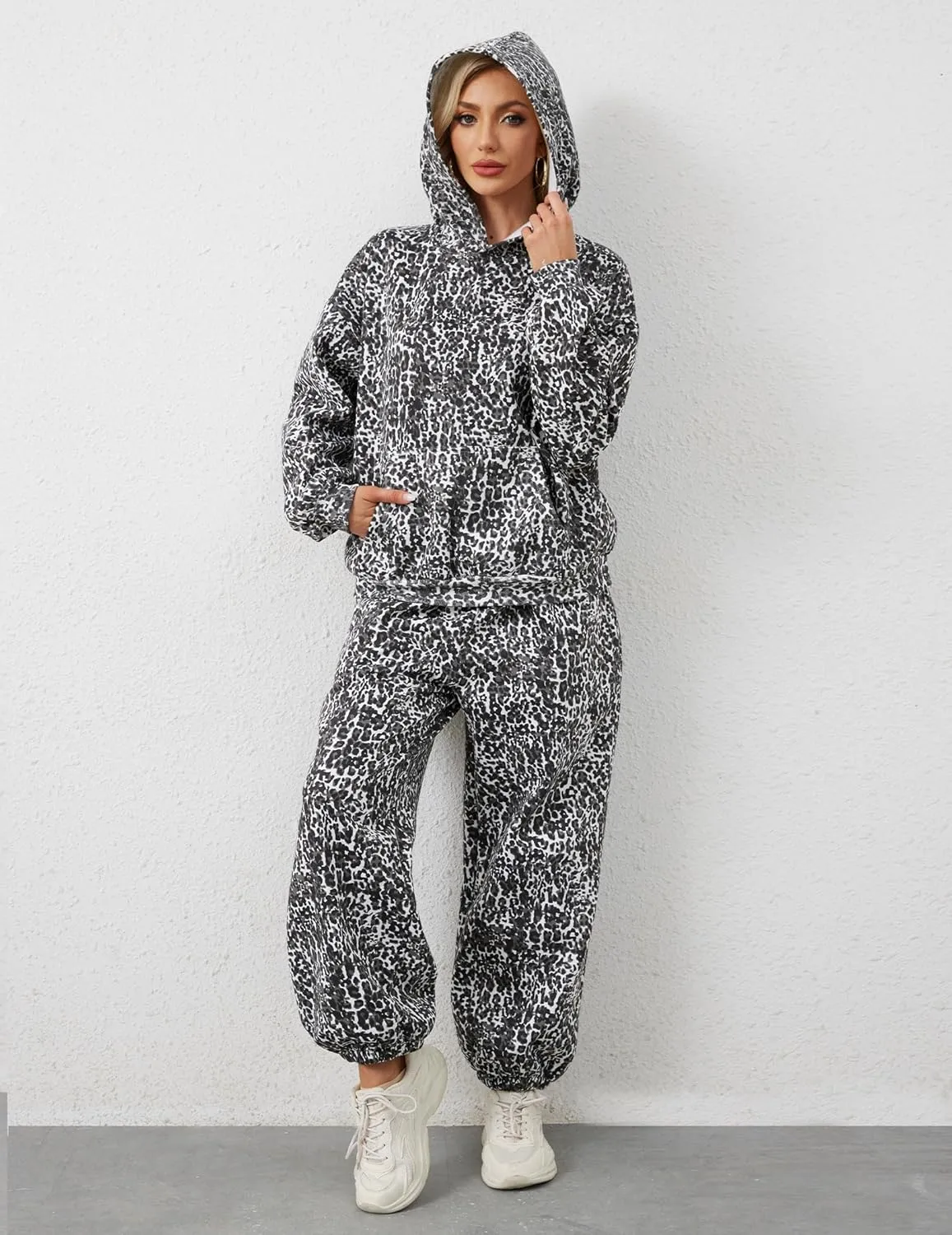 Camo Sweatsuits for Women Set 2 Piece Camo Hoodies Maple Leaf Print Oversized Sweatshirt Lounge Sets Fall Outfits