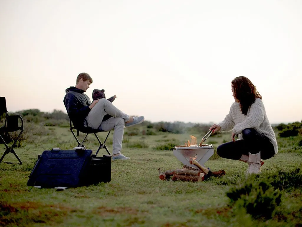 Front Runner BBQ/Fire Pit & Wolf Pack Pro Kit
