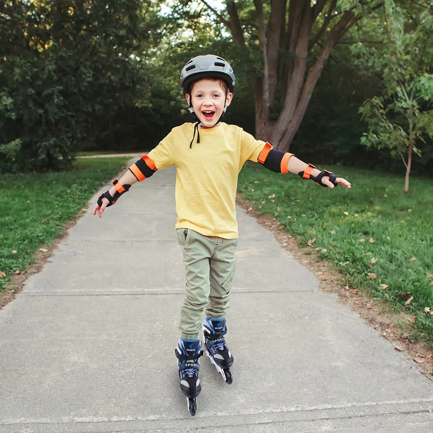 Inline Skates for Kids Girls Boys Beginners, 4 Size Adjustable Size with Light Up Wheels for Children.