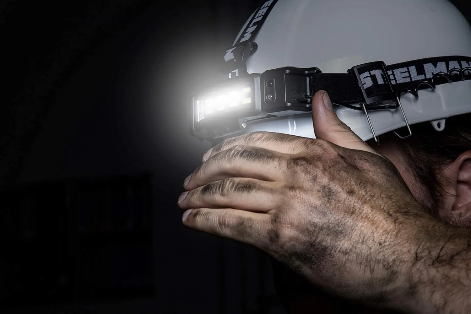 Steelman Slim Profile Rechargeable LED Motion-Activated Headlamp, 250-Lumen, 3 Brightness Settings, 20-Meter Range, Water-Resistant
